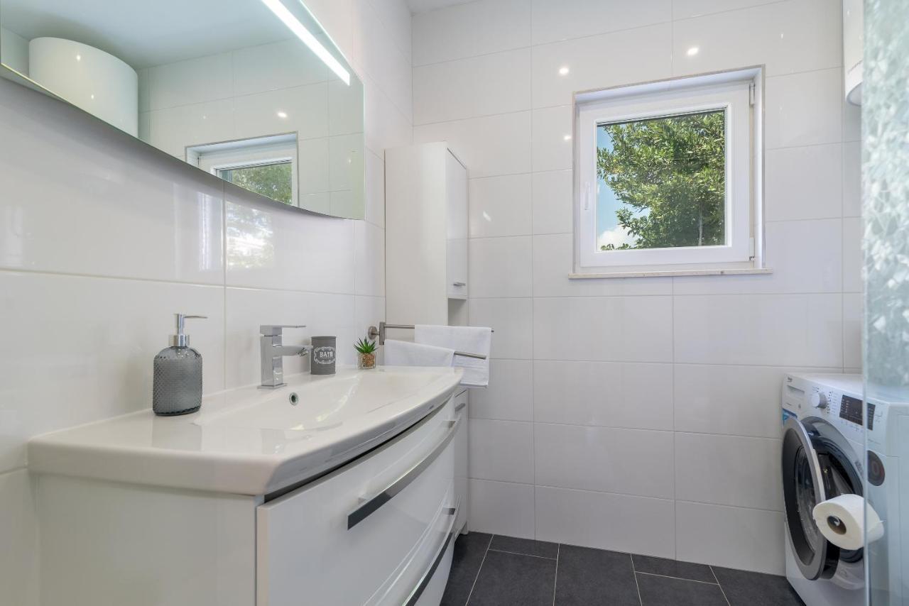 Ela Apartma