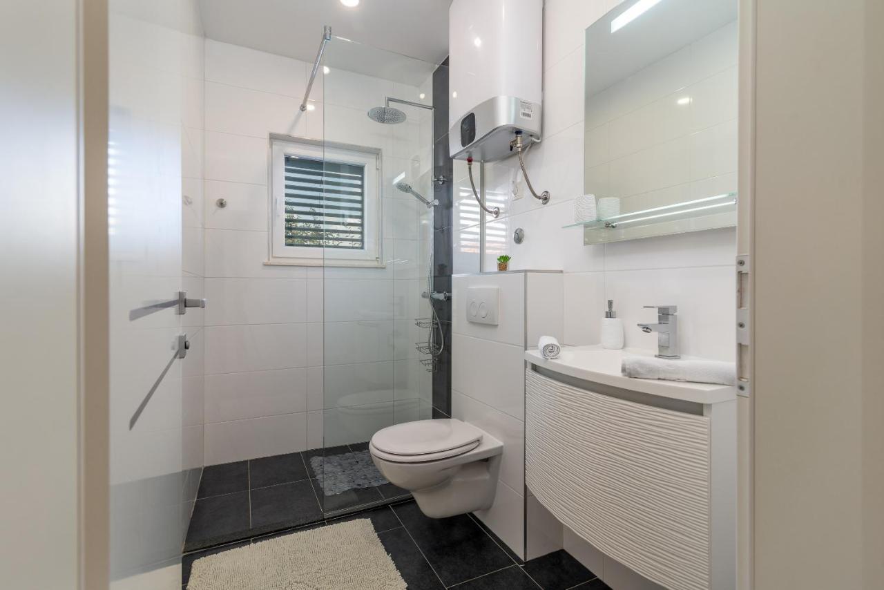 Apartament Ela