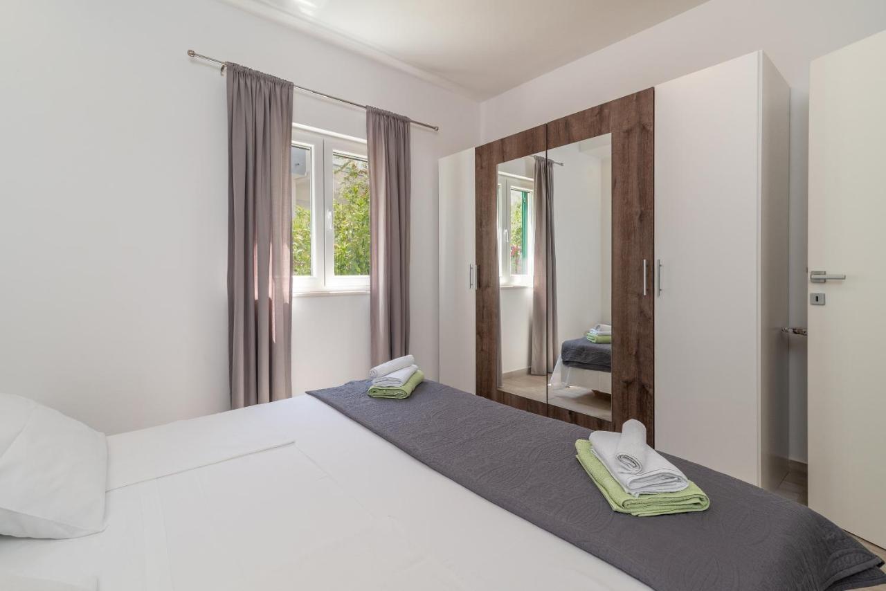 Apartament Ela