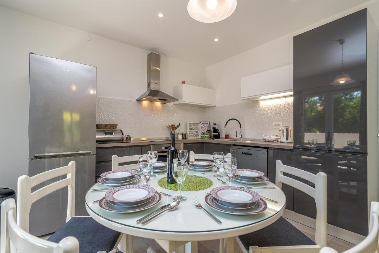 Ela Apartament